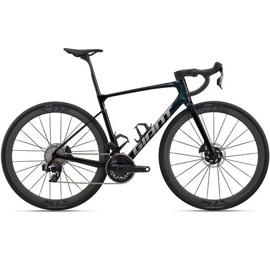Giant Defy Advanced SL 1 2026 Road Bike