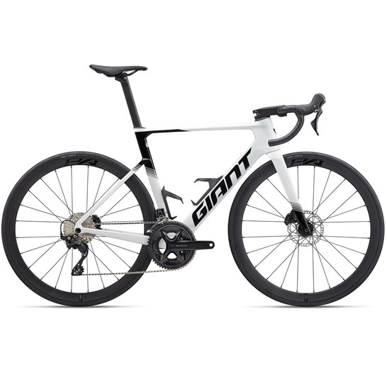 Giant Propel Advanced 2 2027 Road Bike